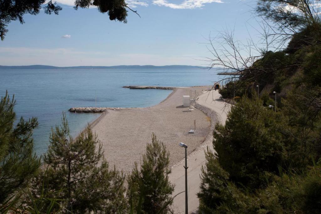 Apartment Sunny Yellow - With Balcony And Parking Place, Split Bagian luar foto
